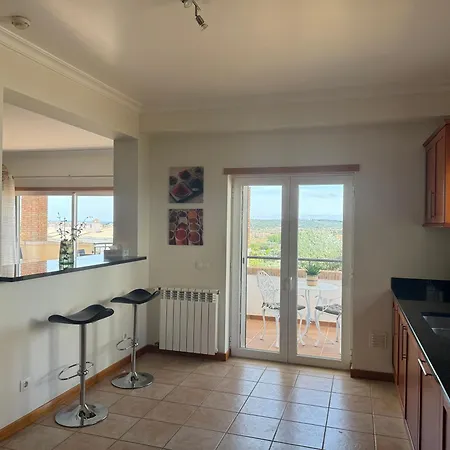 Lovely 3 Bedroom With Pool In Great Location Vila *