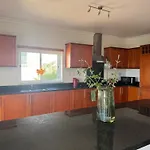 Lovely 3 Bedroom With Pool In Great Location