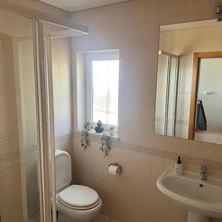 Villa Lovely 3 Bedroom With Pool In Great Location *