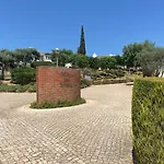 Villa Lovely 3 Bedroom With Pool In Great Location *
