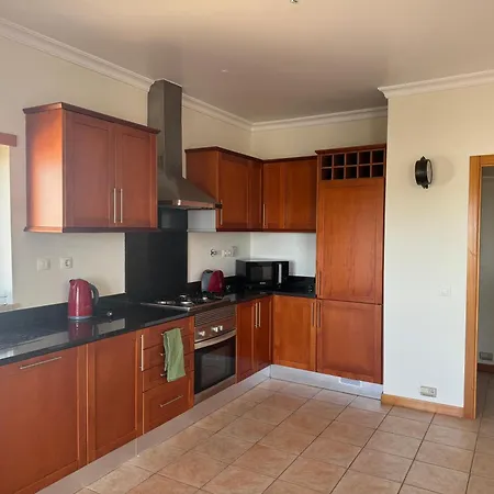 Lovely 3 Bedroom With Pool In Great Location Villa Odiáxere