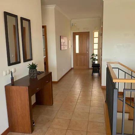 Lovely 3 Bedroom With Pool In Great Location * Odiáxere