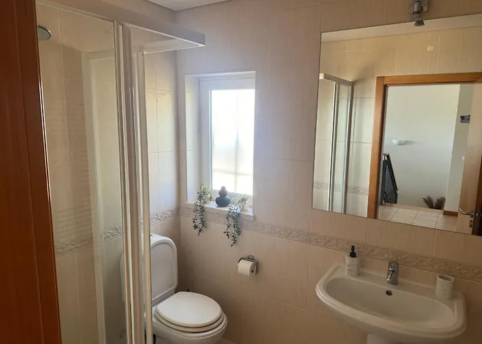 Villa Lovely 3 Bedroom With Pool In Great Location *